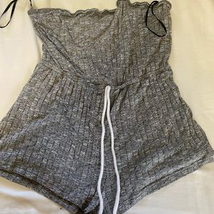 Strapless romper
